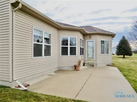 7373 Harbour Light Ct, Maumee, OH 43537 photo 30