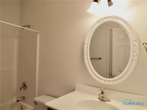 7373 Harbour Light Ct, Maumee, OH 43537 photo 27