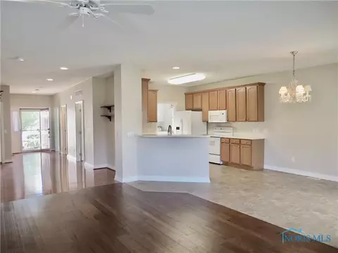 7373 Harbour Light Ct, Maumee, OH 43537 photo 7