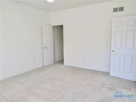 7373 Harbour Light Ct, Maumee, OH 43537 photo 25