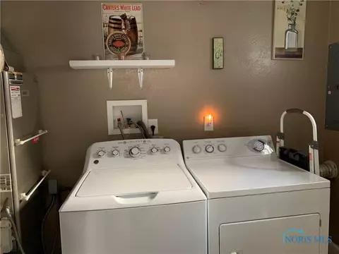 310 Jackson St, Delta, OH 43515 photo 19