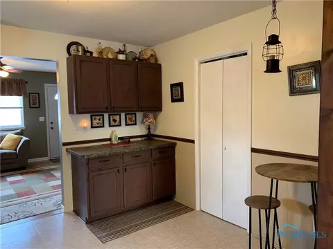 310 Jackson St, Delta, OH 43515 photo 11