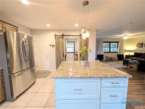 3069 Mermill Rd, Wayne, OH 43466 photo 6
