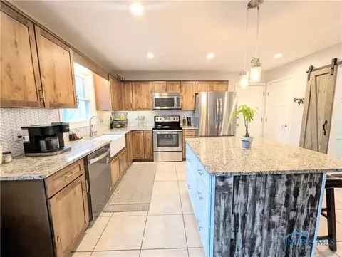 3069 Mermill Rd, Wayne, OH 43466 photo 5