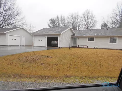 10395 Lake Dr, Ottawa, OH 45875