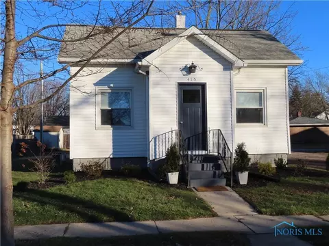 415 S Williams St, Bryan, OH 43506 photo 2