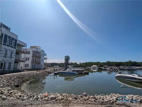 2721 S Harbor Bay Dr #1232, Lakeside Marblehead, OH 43440