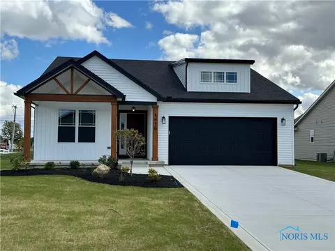 1416 Fiddlers Way, Waterville, OH 43566