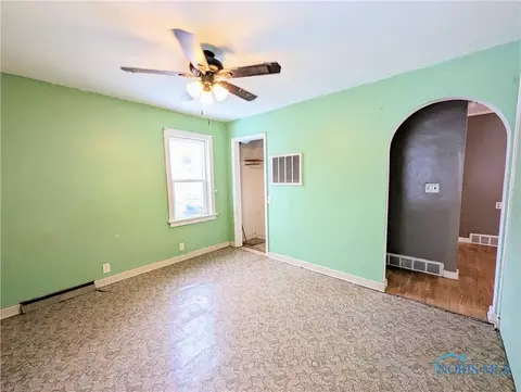 212 N Center St, Wayne, OH 43466 photo 12