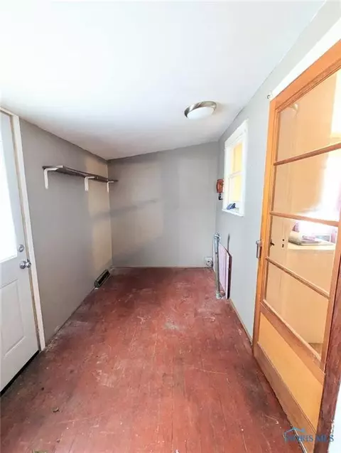 212 N Center St, Wayne, OH 43466 photo 13
