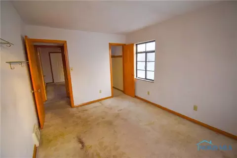 426 Darrow Ave, Toledo, OH 43607 photo 15