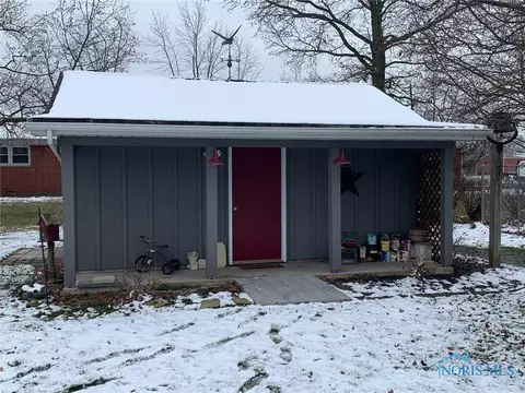 712 E North St, West Unity, OH 43570 photo 16