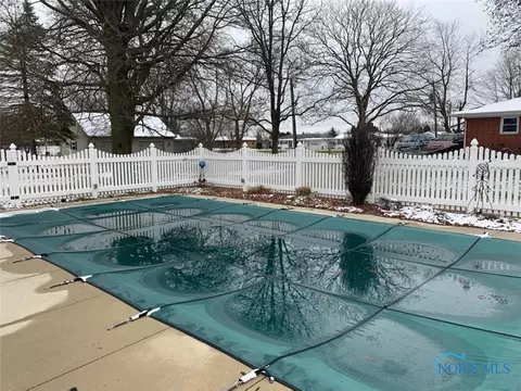 712 E North St, West Unity, OH 43570 photo 18