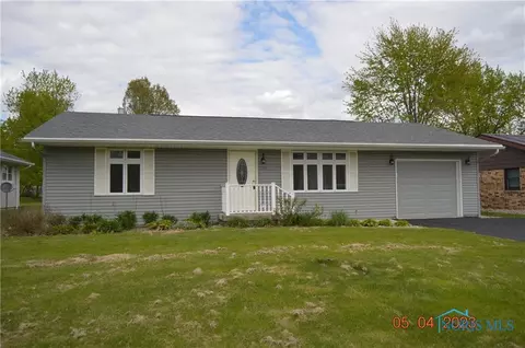 2009 N Blanchard St, Findlay, OH 45840
