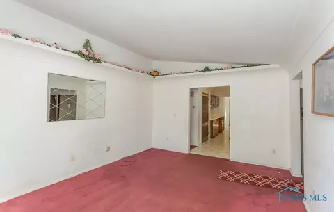 120 Richards Rd, Toledo, OH 43607 photo 7