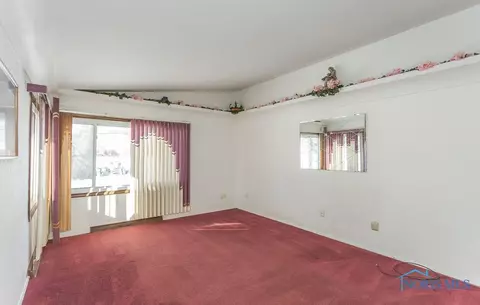 120 Richards Rd, Toledo, OH 43607 photo 4