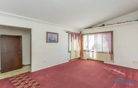 120 Richards Rd, Toledo, OH 43607 photo 5