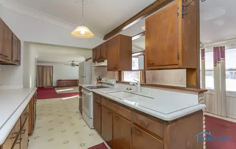 120 Richards Rd, Toledo, OH 43607 photo 14