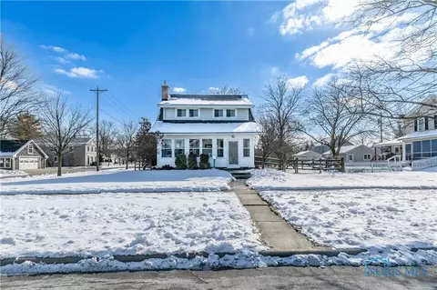 426 E John St, Maumee, OH 43537 photo 2