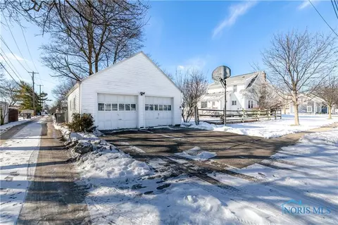 426 E John St, Maumee, OH 43537 photo 25