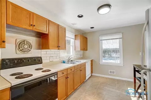 727 Moran Ave, Toledo, OH 43607 photo 10