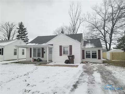 770 N Walnut St, Paulding, OH 45879 photo 1
