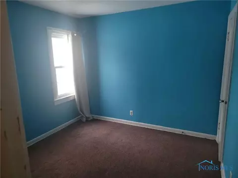 770 N Walnut St, Paulding, OH 45879 photo 3