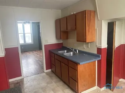 603 W Wayne St, Paulding, OH 45879 photo 9