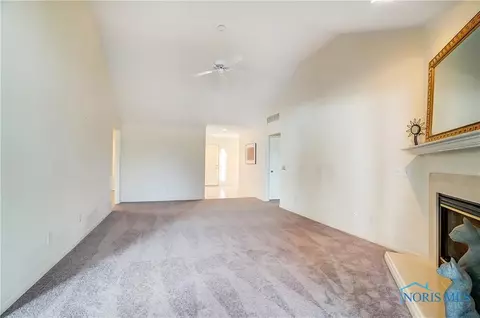 4612 Blackstone Dr, Maumee, OH 43537 photo 9