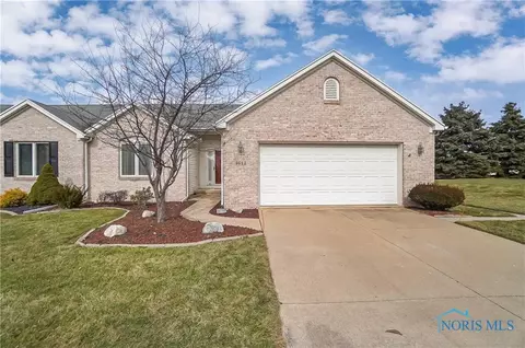 4612 Blackstone Dr, Maumee, OH 43537 photo 2