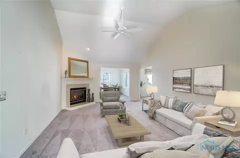 4612 Blackstone Dr, Maumee, OH 43537 photo 7