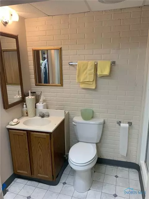 124 Brown Dr, Bryan, OH 43506 photo 8