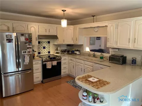 124 Brown Dr, Bryan, OH 43506 photo 7
