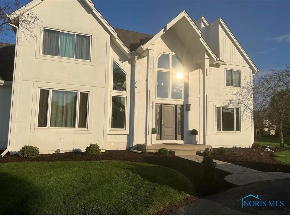 2217 Longacre Ln, Holland, OH 43528 1 photo MLS 6098196 Movoto