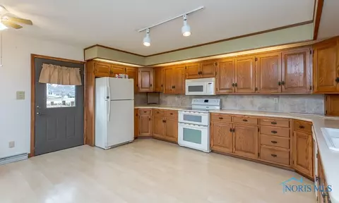 24764 County Road E Rd, Archbold, OH 43502 photo 16