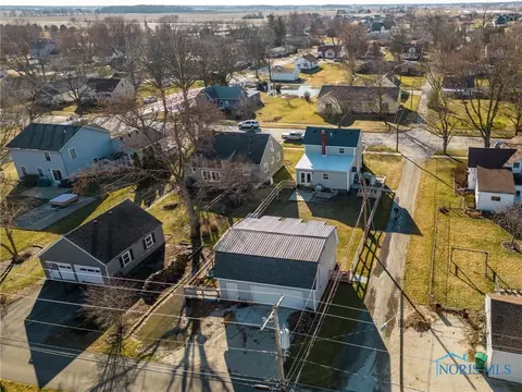 507 Cherry St, Genoa, OH 43430 photo 9
