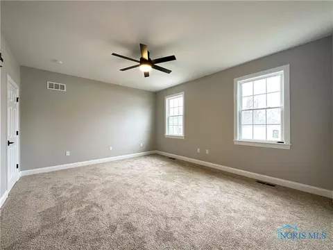 129 Caleb St, Clyde, OH 43410 photo 10