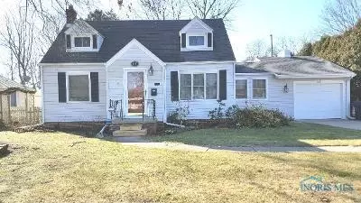 1097 Leith St, Maumee, OH 43537 photo 1