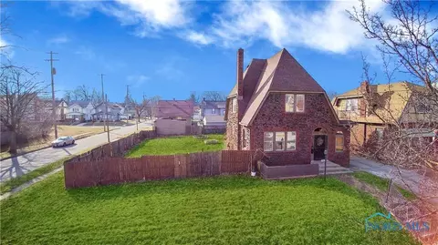 2107 Joffre Ave, Toledo, OH 43607 photo 13