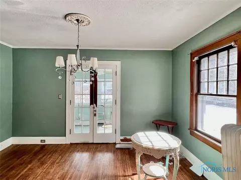 2140 Shenandoah Rd, Toledo, OH 43607 photo 7