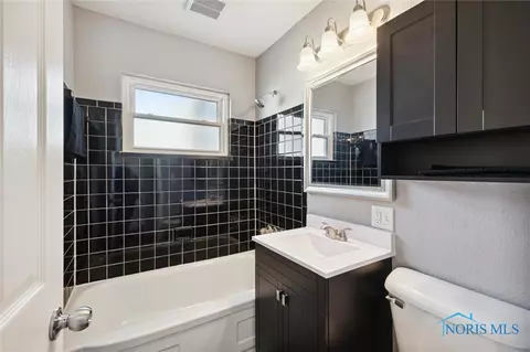 932 Argyll Dr, Maumee, OH 43537 photo 15