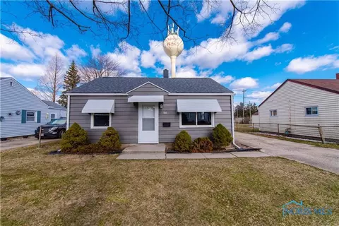 932 Argyll Dr, Maumee, OH 43537 photo 1