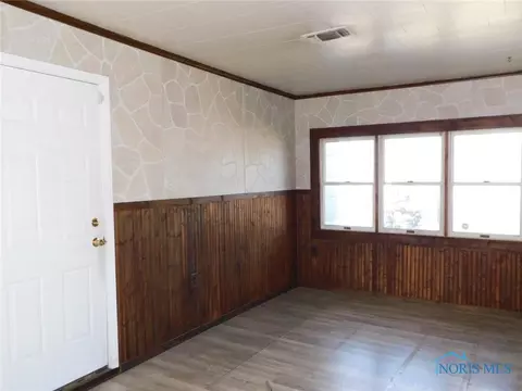 22934 W Hellwig Rd, Genoa, OH 43430 photo 7