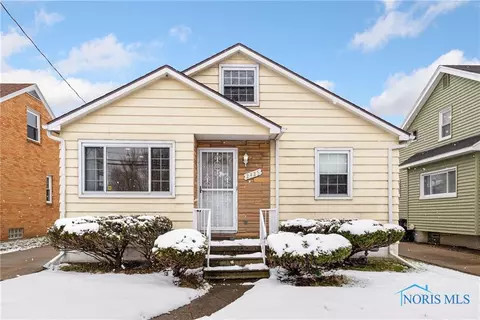 2425 Nebraska Ave, Toledo, OH 43607 photo 1