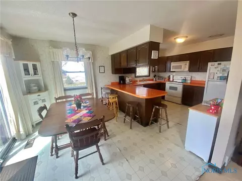 8610 Schadel Rd, Waterville, OH 43566 photo 6