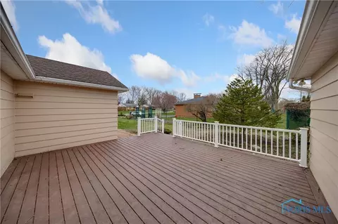 1327 Brookside Dr, Findlay, OH 45840 photo 37