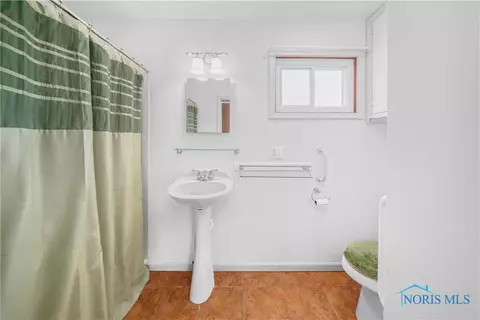 1327 Brookside Dr, Findlay, OH 45840 photo 33