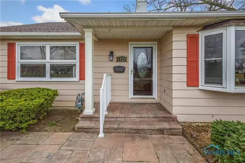 1327 Brookside Dr, Findlay, OH 45840 photo 3