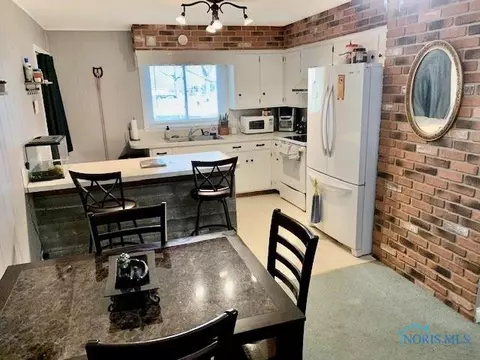 408 S Main, West Unity, OH 43570 photo 5