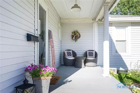 460 N Main St, Dunkirk, OH 45836 photo 3